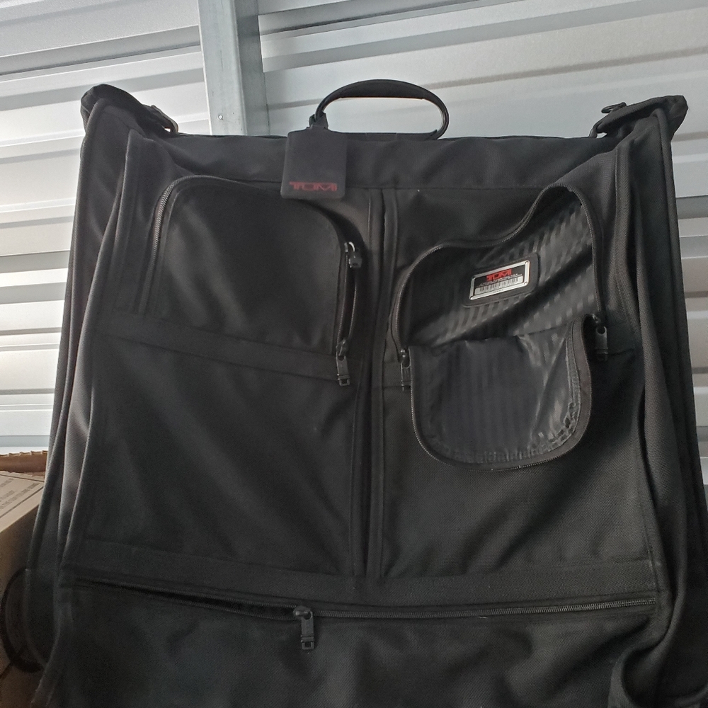 Tumi 2233D3 Ballistic  24" Large wheel Garment Bag